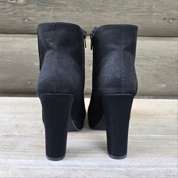 Candies NEW!! Actress, Retro, 70's, Chunky, Platform, Block Heel. Bootie 8M - Picture 10 of 16